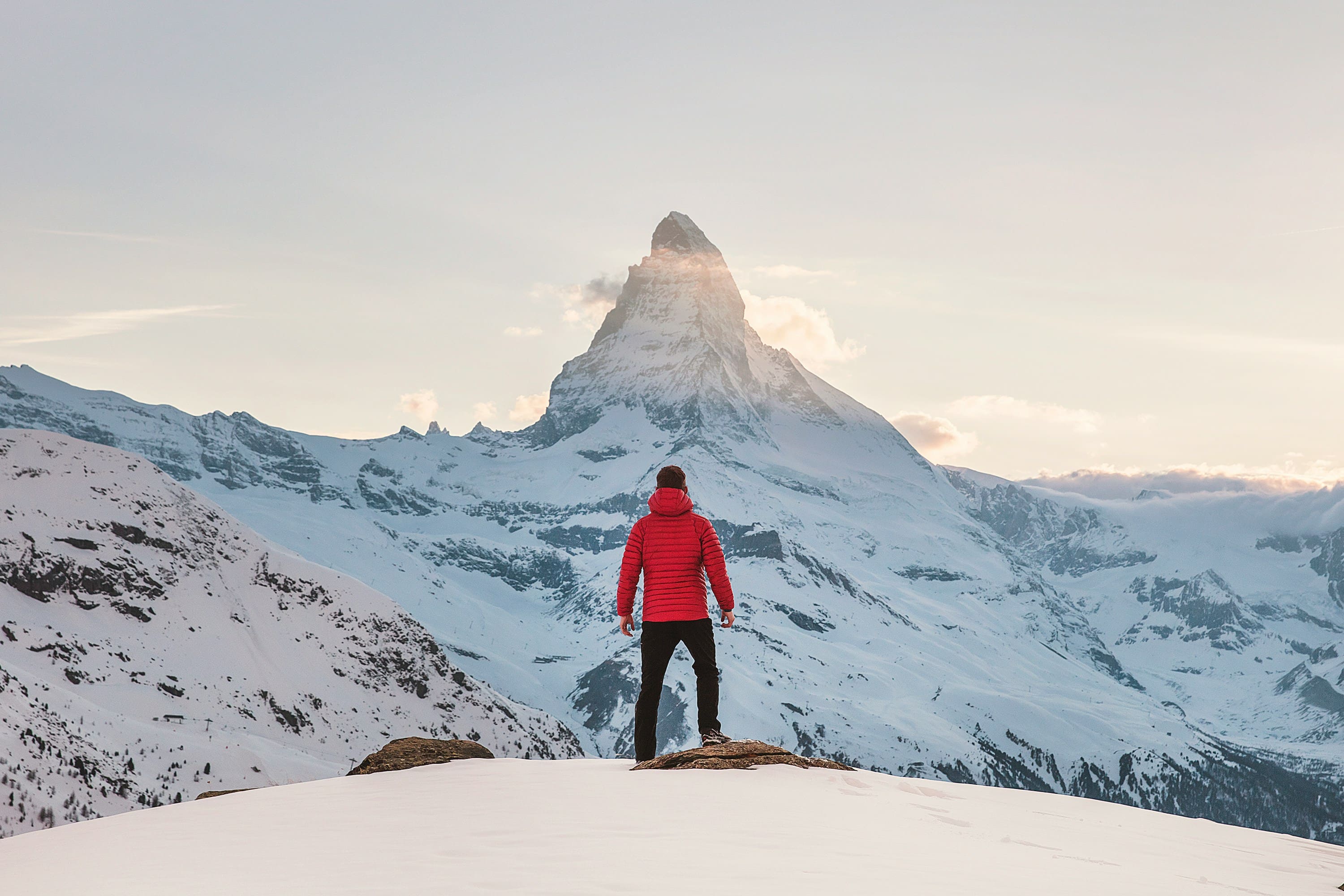 Best Travel and Tourism Websites in 2025